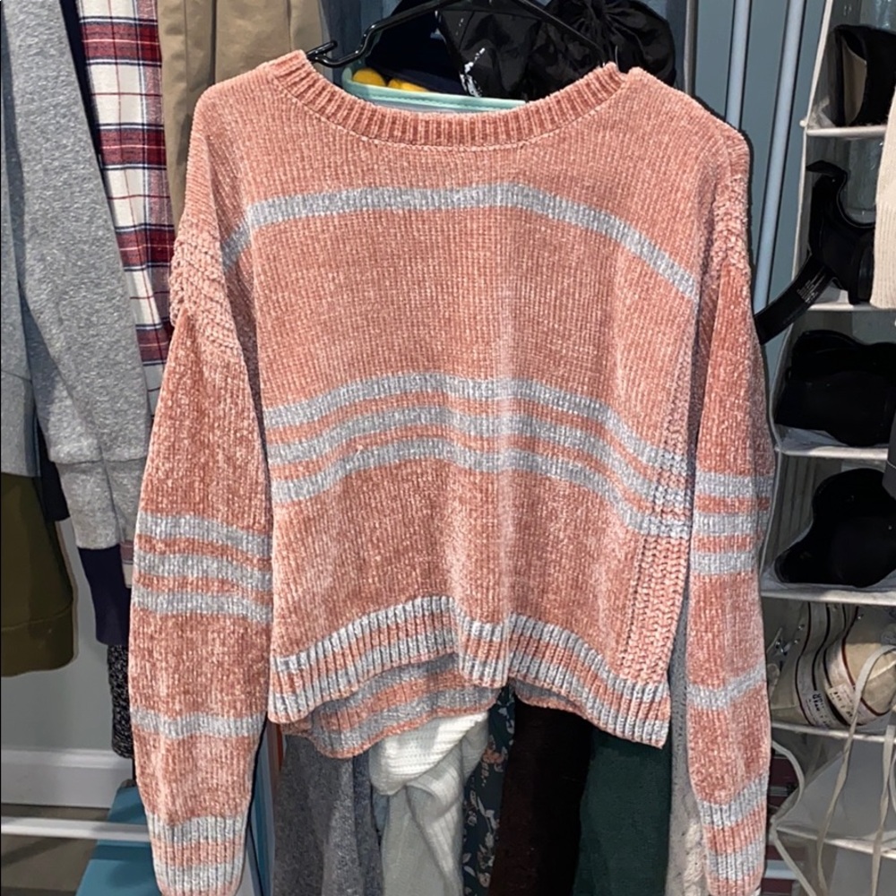pink and grey striped sweater!